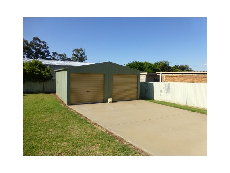 82 Woodward Street, Parkes NSW 2870