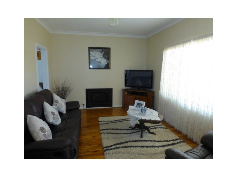 82 Woodward Street, Parkes NSW 2870