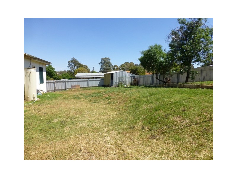 14 Wentworth Street, Parkes NSW 2870