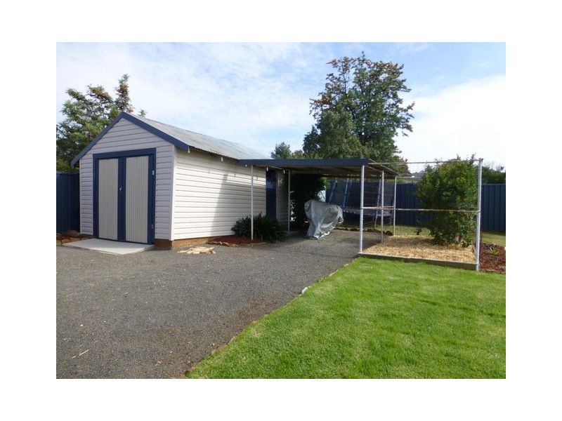 14 Want Street, Parkes NSW 2870