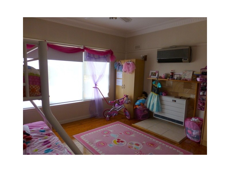 14 Want Street, Parkes NSW 2870