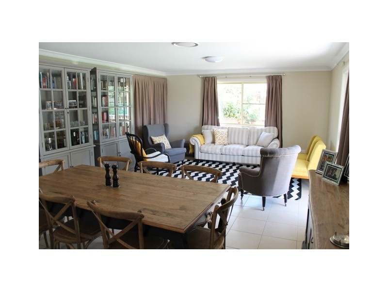 33 Cecile Street, Parkes NSW 2870