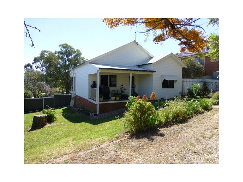 12 William Street, Parkes NSW 2870
