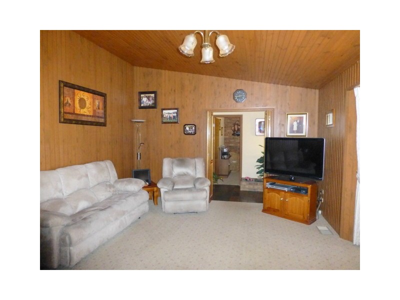 12 Hillcrest Avenue, Parkes NSW 2870