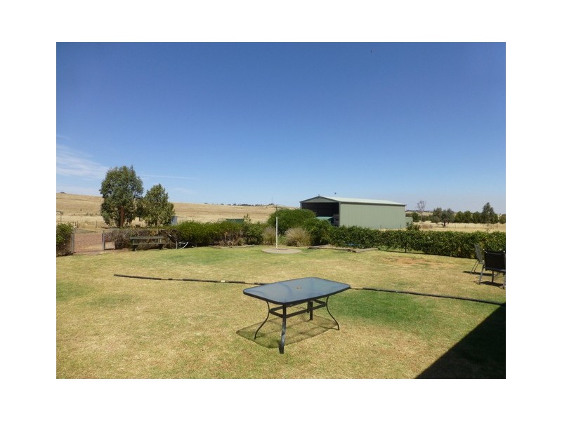 103 Heraghty Road, Parkes NSW 2870