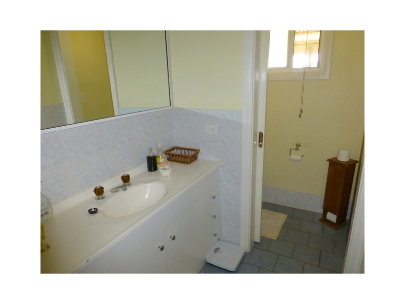 103 Heraghty Road, Parkes NSW 2870