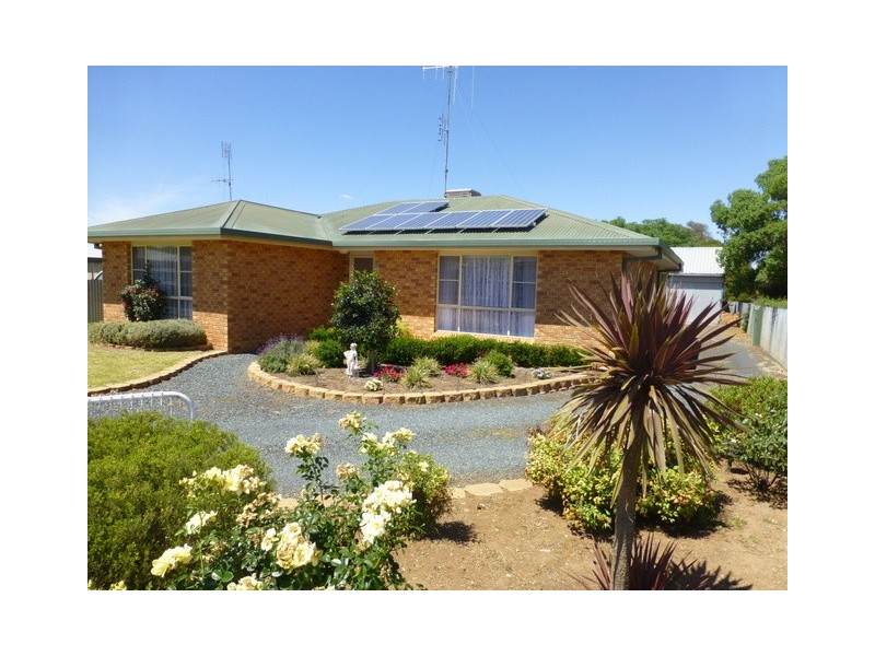 1 Kingsford Avenue, Parkes NSW 2870