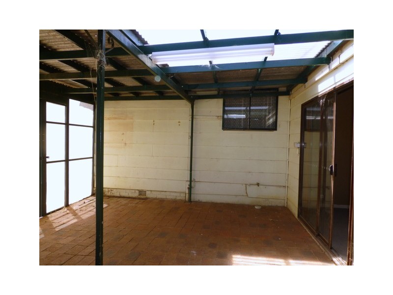 12 Paterson Street, Parkes NSW 2870