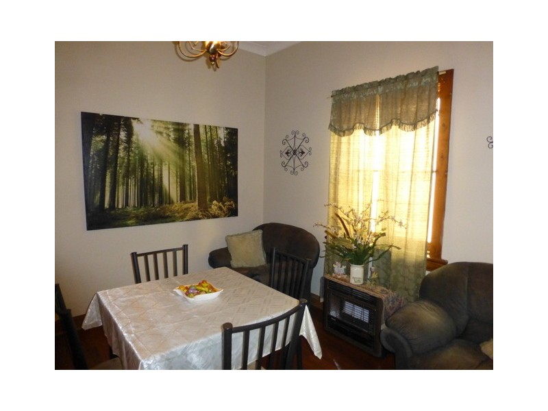 65 Dalton Street, Parkes NSW 2870