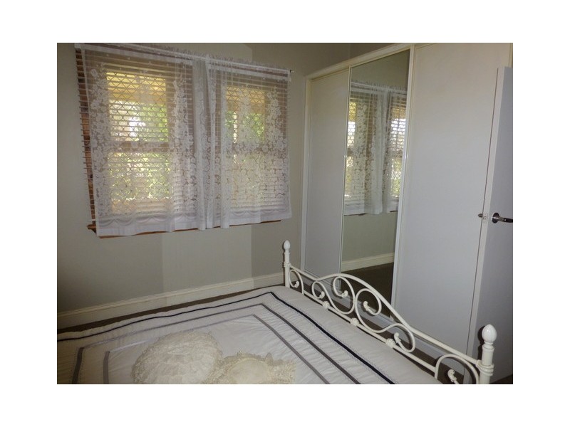65 Dalton Street, Parkes NSW 2870