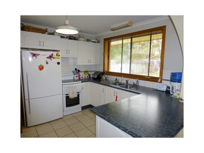 17 Brolgan Road, Parkes NSW 2870