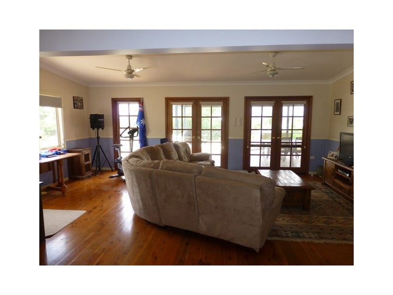 9 Gap Street, Parkes NSW 2870