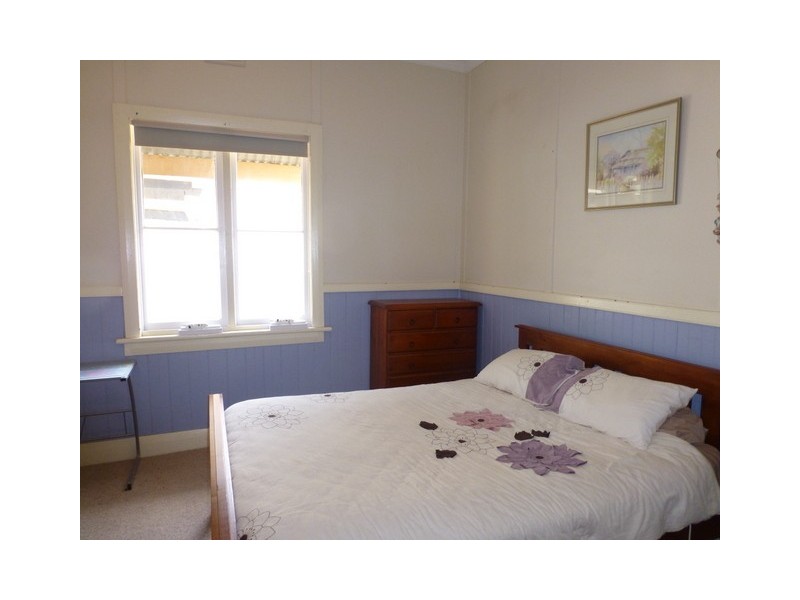 9 Gap Street, Parkes NSW 2870