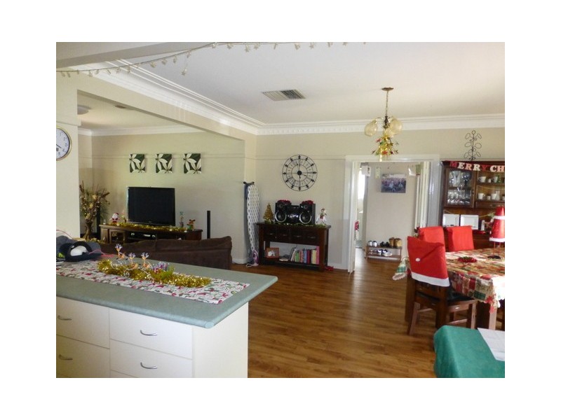 22 Coleman Road, Parkes NSW 2870