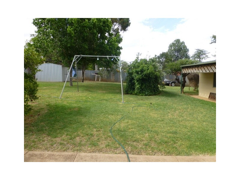 22 Coleman Road, Parkes NSW 2870