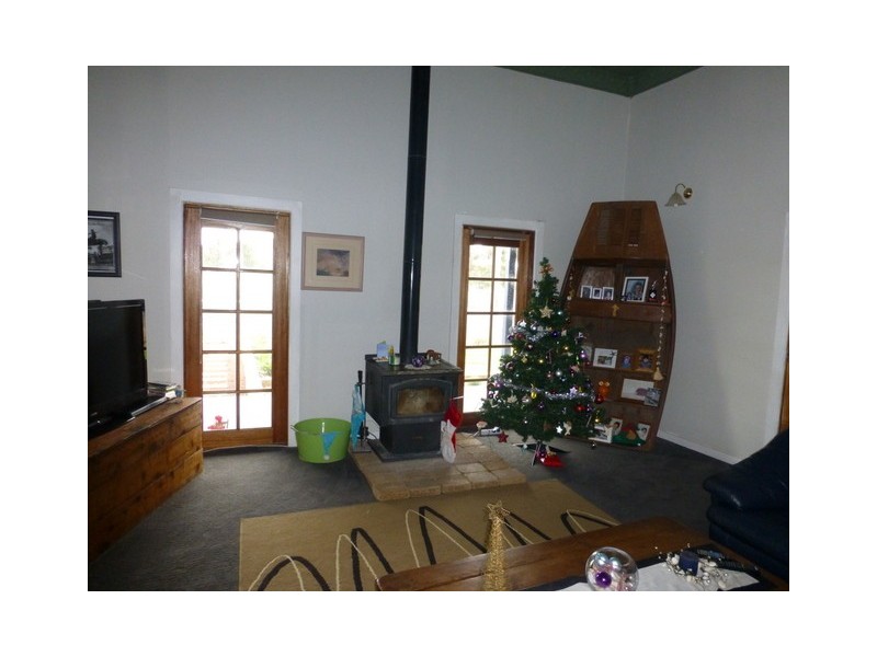 13 Hutton Street, Trundle NSW 2875