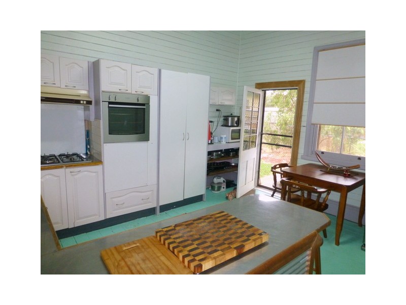 13 Hutton Street, Trundle NSW 2875