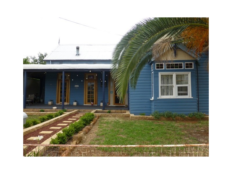 13 Hutton Street, Trundle NSW 2875