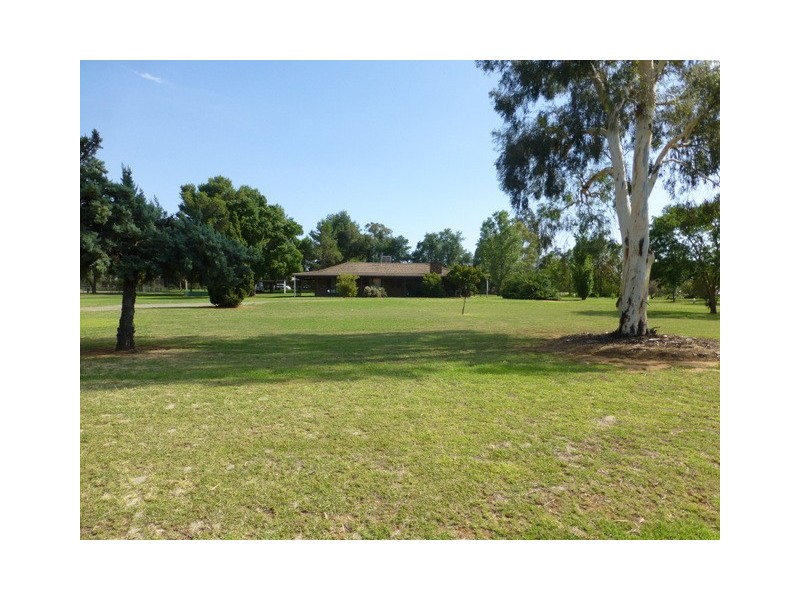 26 Kelly Road, Parkes NSW 2870