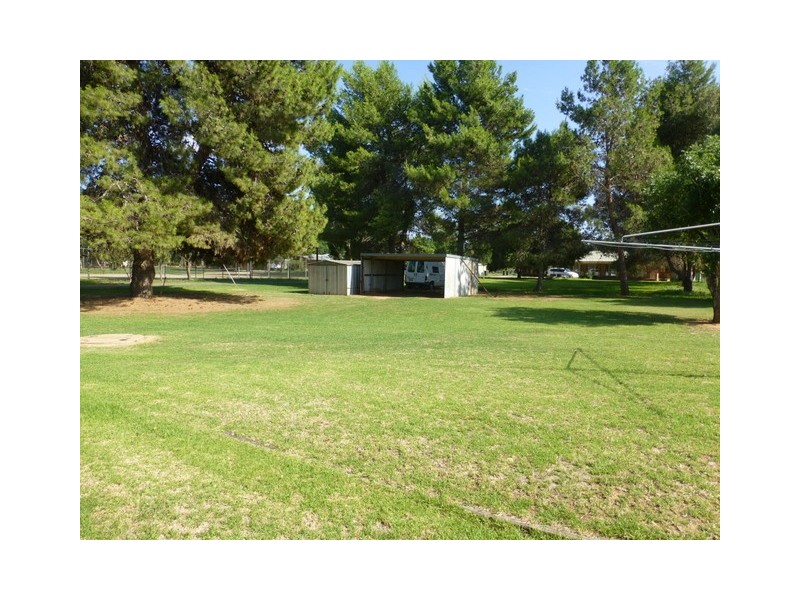 26 Kelly Road, Parkes NSW 2870