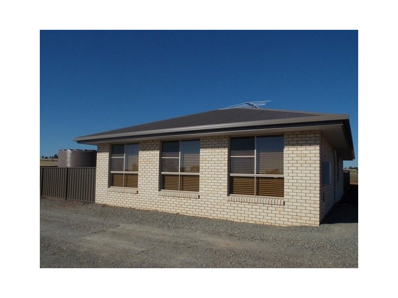10A No Mistake Lane, Parkes NSW 2870