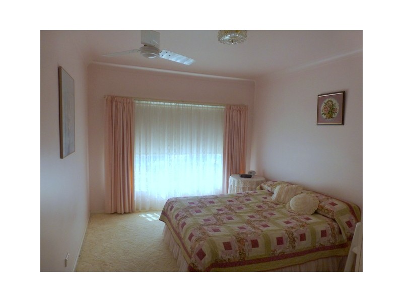 16 Jones Street, Parkes NSW 2870