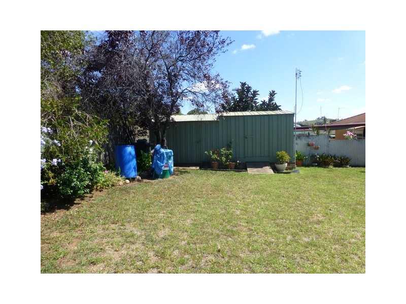 16 Jones Street, Parkes NSW 2870