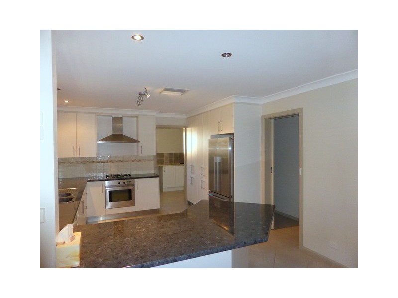 9 Thornbury Street, Parkes NSW 2870