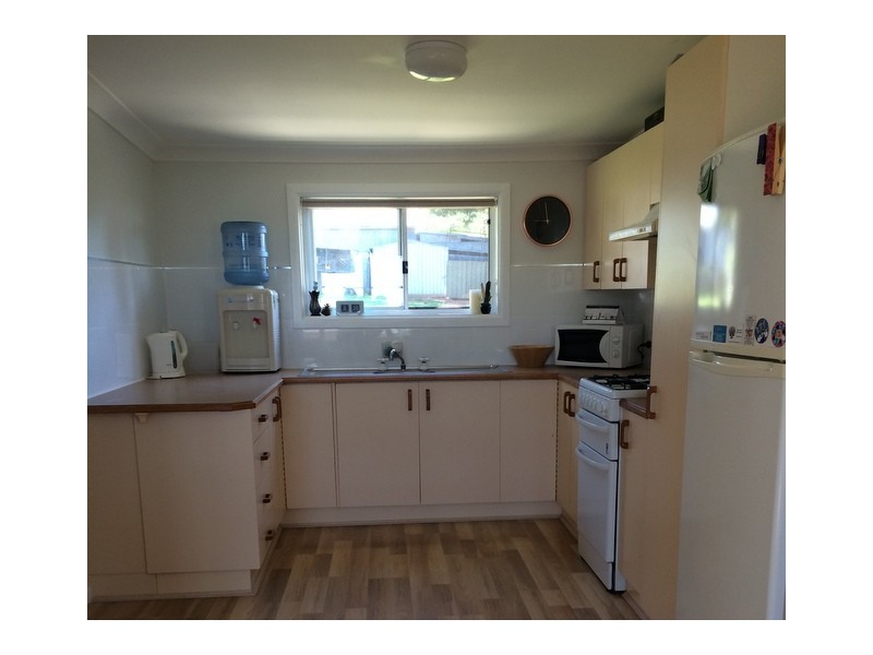 2 Kookaburra Street, Parkes NSW 2870