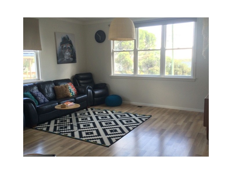 2 Kookaburra Street, Parkes NSW 2870