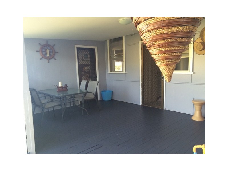 2 Kookaburra Street, Parkes NSW 2870