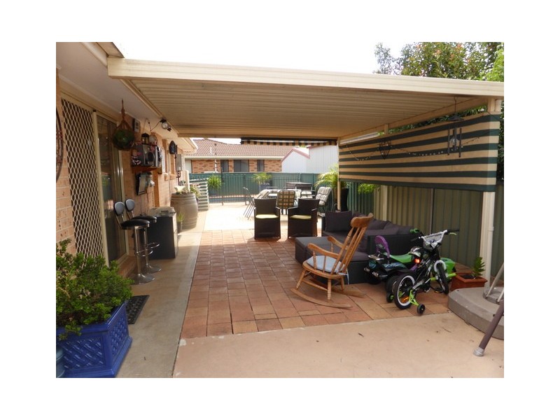 2 Thomas Tom Cres, Parkes NSW 2870