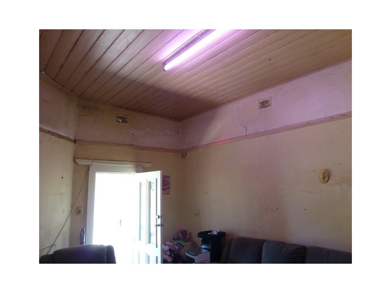 11 Bogan Street, Peak Hill NSW 2869