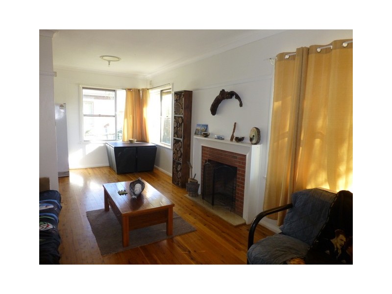 108 Euchie Street, Peak Hill NSW 2869