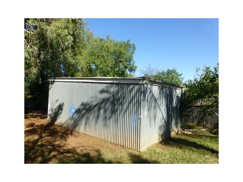108 Euchie Street, Peak Hill NSW 2869