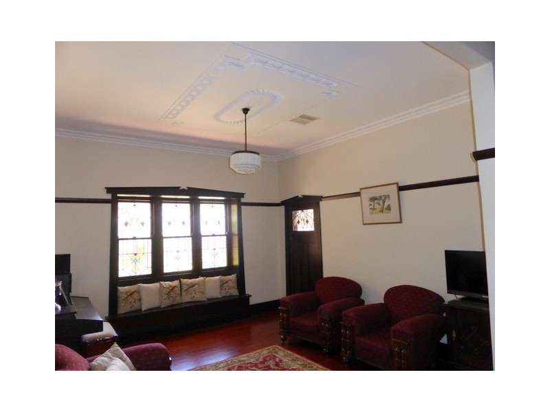 382 Clarinda Street, Parkes NSW 2870
