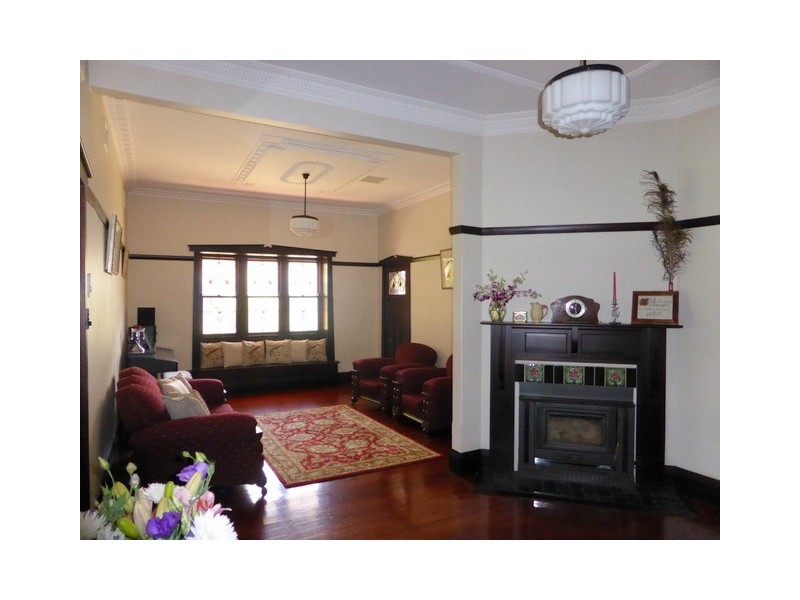 382 Clarinda Street, Parkes NSW 2870