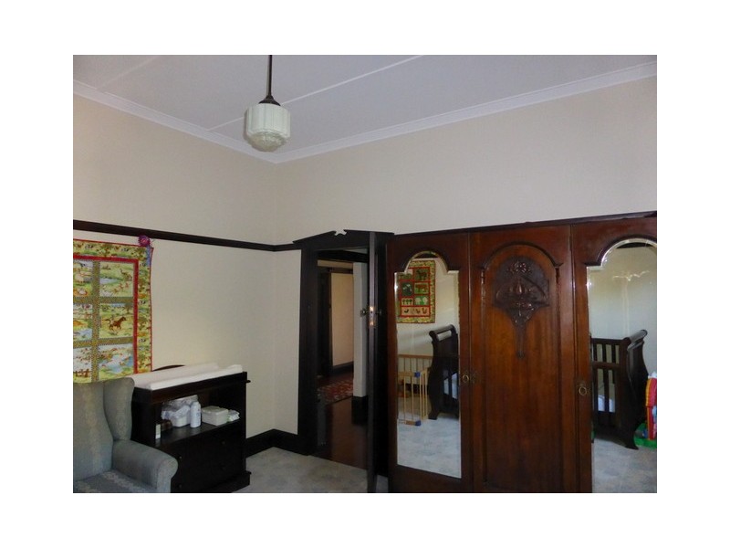 382 Clarinda Street, Parkes NSW 2870