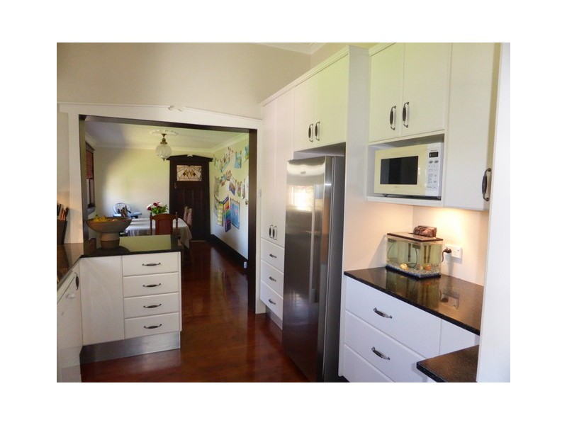 382 Clarinda Street, Parkes NSW 2870