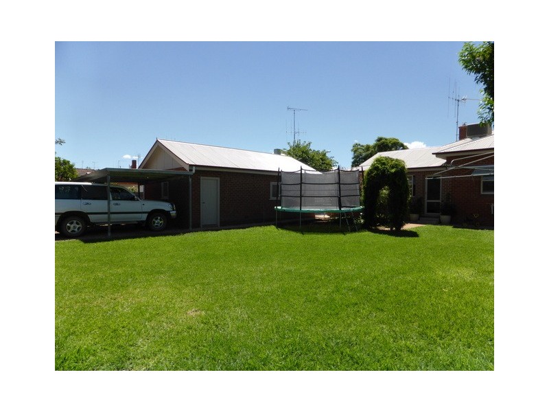 382 Clarinda Street, Parkes NSW 2870