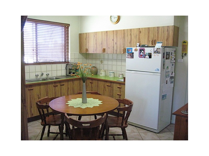 129 Victoria Street, Parkes NSW 2870