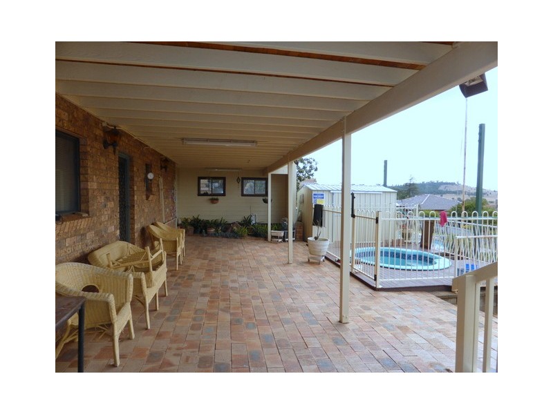 15 Mendos Place, Parkes NSW 2870