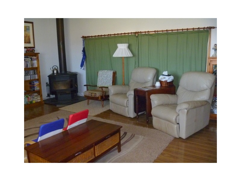 35 Noble Road, Parkes NSW 2870