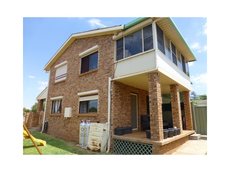 23 Moor Street, Parkes NSW 2870