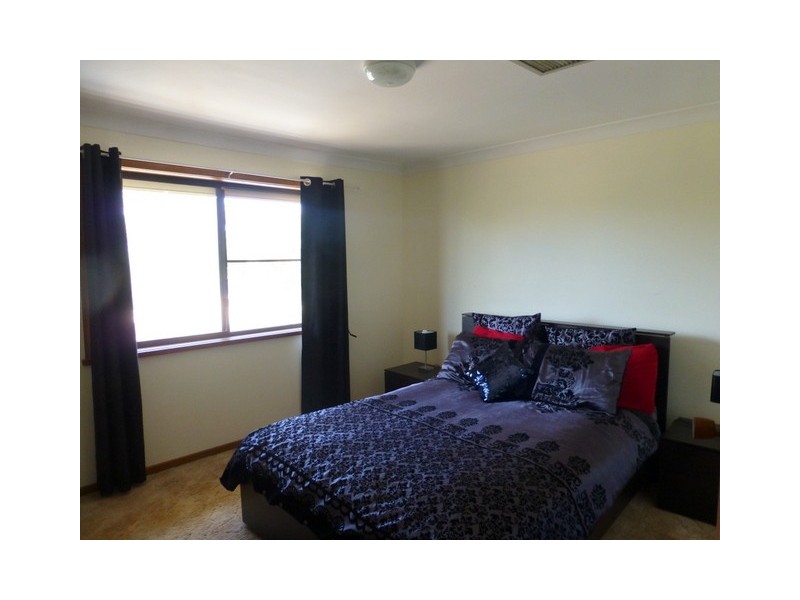 23 Moor Street, Parkes NSW 2870