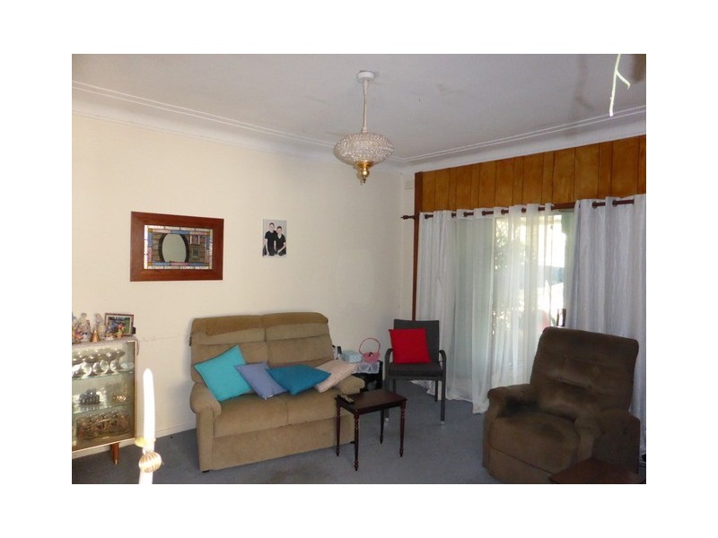 8 Mitchell Street, Parkes NSW 2870