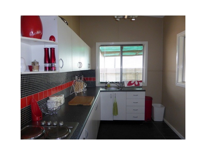 20 Junction Street, Parkes NSW 2870