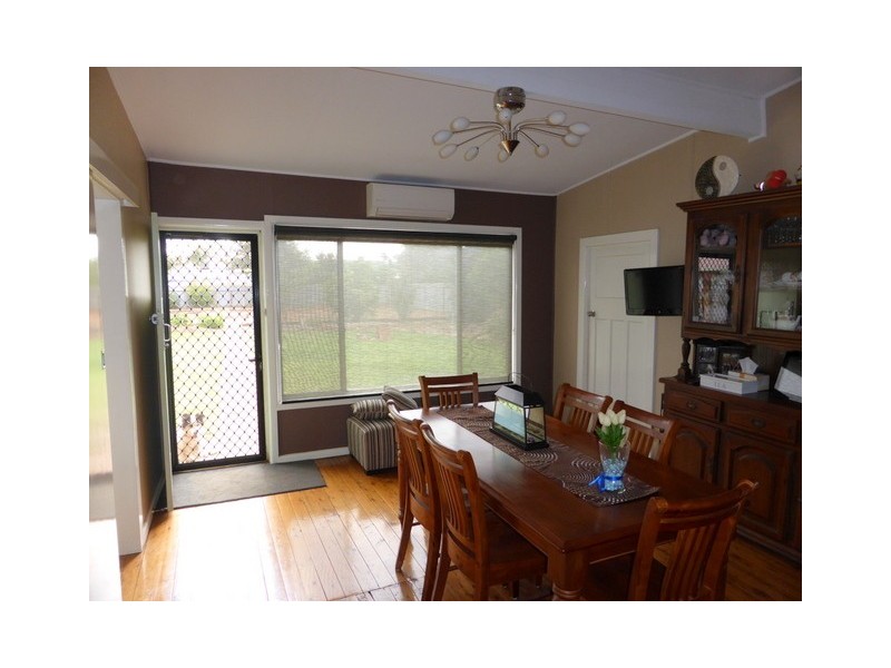 20 Junction Street, Parkes NSW 2870