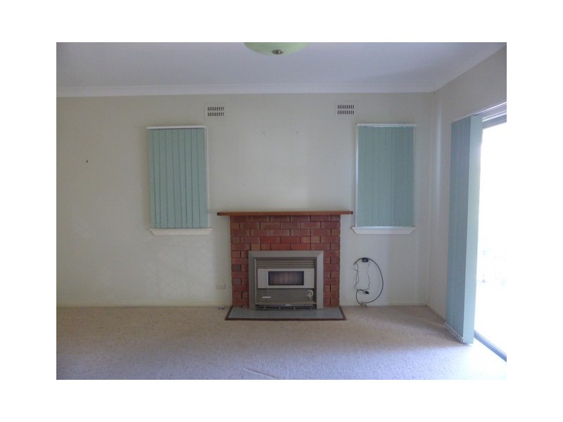51 Thornbury Street, Parkes NSW 2870