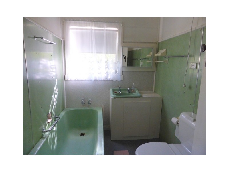 51 Thornbury Street, Parkes NSW 2870